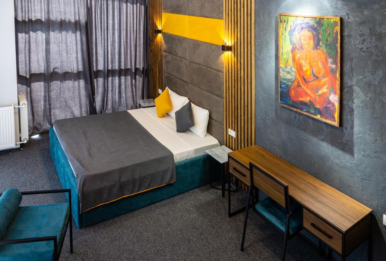 Bg Palace Hotel 트빌리시 외부 사진