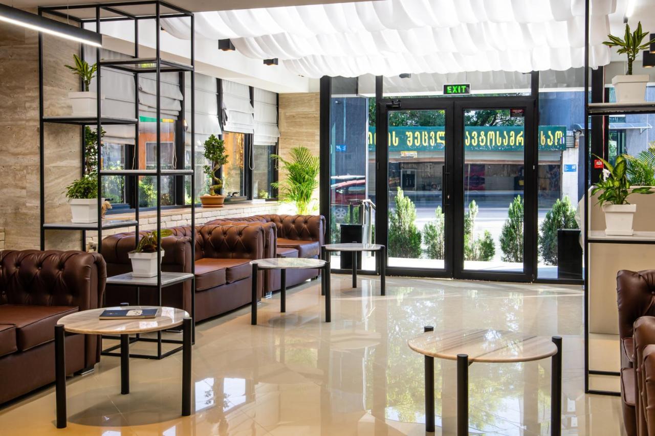 Bg Palace Hotel 트빌리시 외부 사진